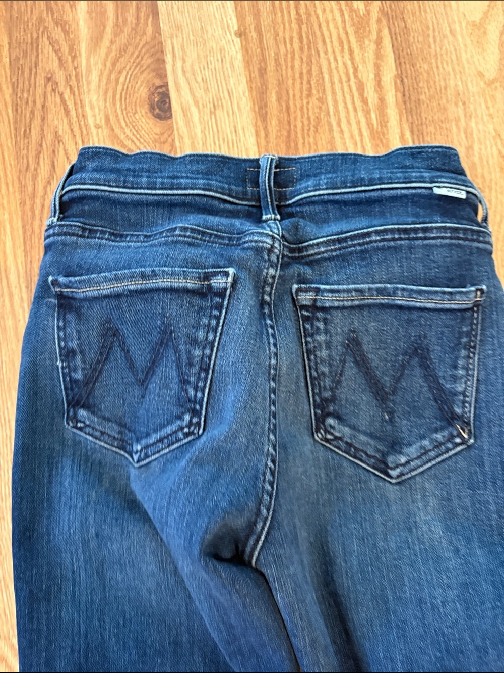 Mother The Rascal Skimp Jeans - Picture 9 of 9